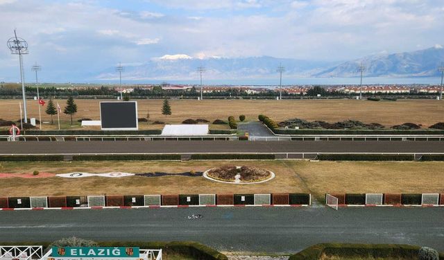 ATIK KUMLAR YENİDEN PİSTTE