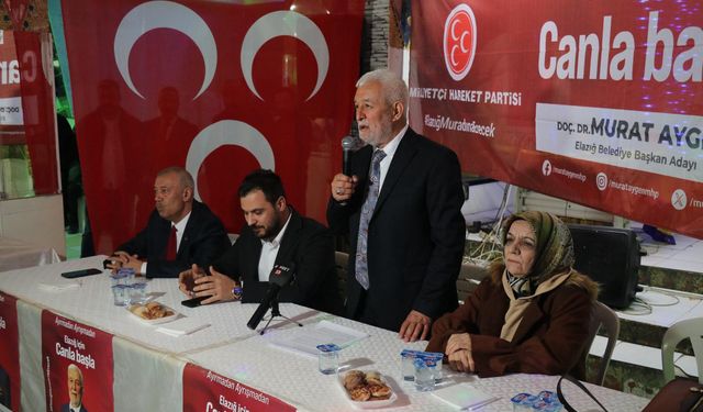 ESKİ ÖĞRENCİLERİNDEN MHP ADAYI AYGEN’E DUYGULANDIRAN VEFA