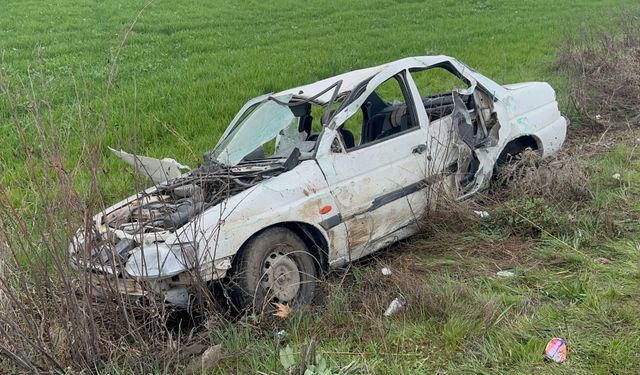 HURDAYA DÖNEN ARAÇTAN SAĞ ÇIKTI