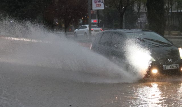 METEOROLOJİDEN 5 İL İÇİN SAĞANAK UYARISI