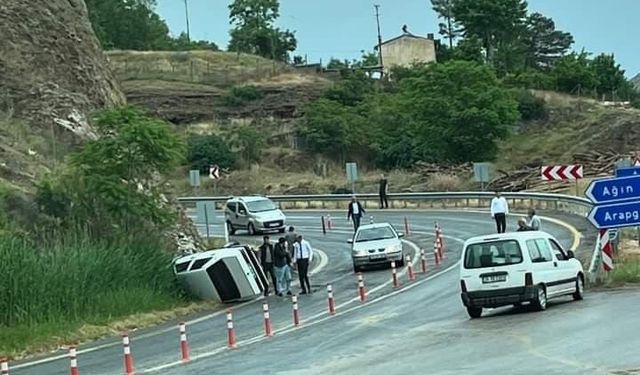 ELAZIĞ’DA TRAFİK KAZASI: 1 YARALI