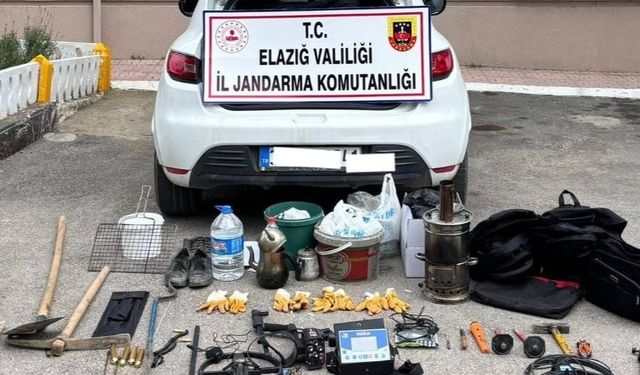 ELAZIĞ’DA SİT ALANDA KAZI YAPAN 5 KİŞİ YAKALANDI