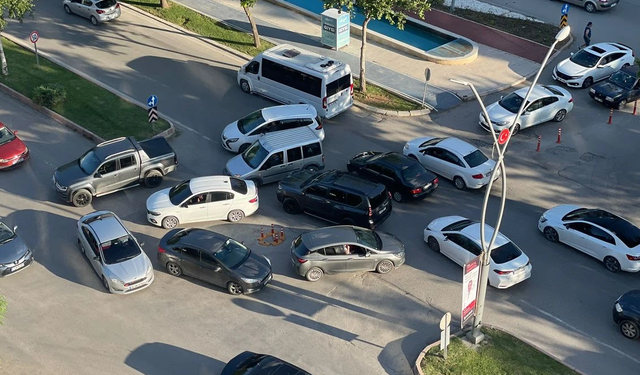 ELAZIĞ’DA YOLLAR VE TRAFİK ŞUBESİ YETERSİZ