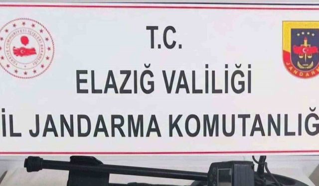 KAÇAK KAZI YAPAN 2 ŞÜPHELİ YAKALANDI