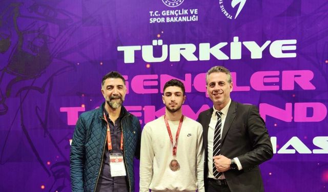 TAEKWONDO'DA ELAZIĞ’A TÜRKİYE 3.’LÜĞÜ