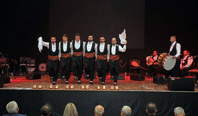 ELAZIĞ BELEDİYESİ HARPUT MUSİKİSİNİ ŞANLIURFA'DA YAŞATTI