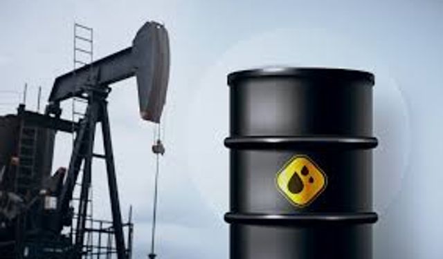 PETROL VE DÖVİZ TIRMANIYOR