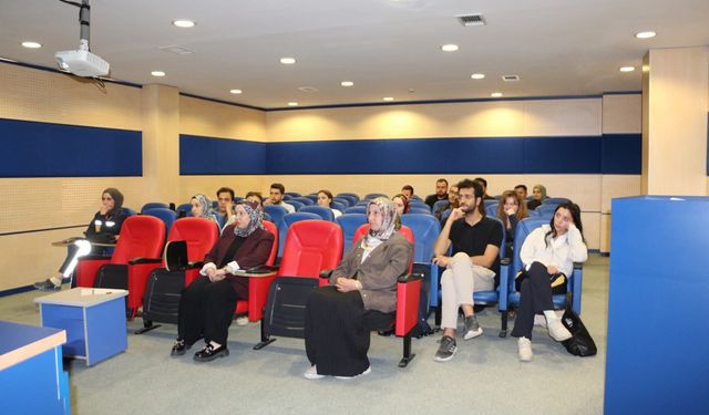 SAĞLIKTA KALİTE STANDARTLARI EĞİTİMİ