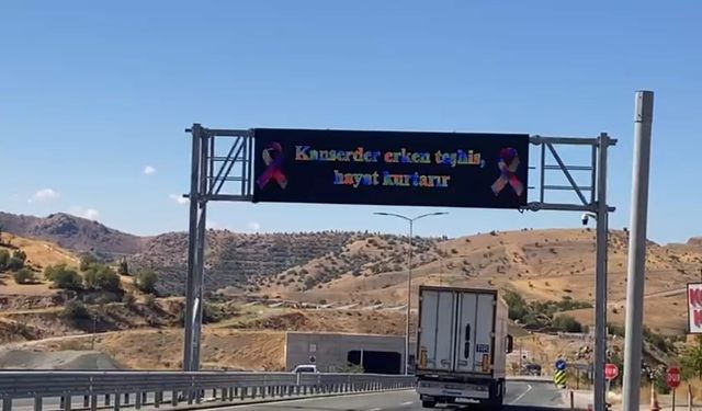 MEME KANSERİNDE ERKEN TEŞHİSİN ÖNEMİNE DİKKAT ÇEKİLDİ