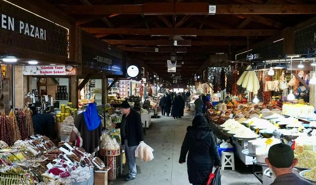 KAPALI ÇARŞI’DA HARPUT MUSUKİSİ YANKILANIYOR