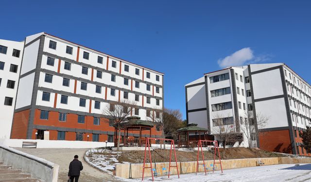 BAŞKAN DOĞAN: "YURTLARIMIZI İKİNCİ BİR ÜNİVERSİTE OLARAK GÖRÜYORUZ"