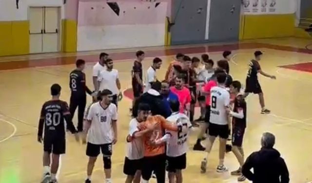ELAZIĞ GENÇLİK SPOR HENTBOLDA 5'TE 5 YAPTI