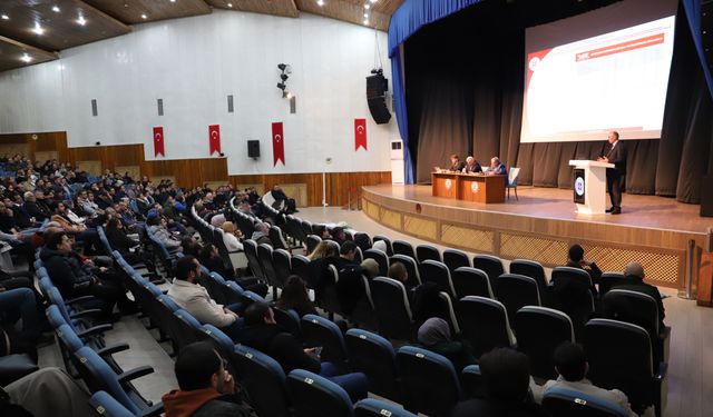 AKADEMİK PERSONELLE BİR ARAYA GELDİ