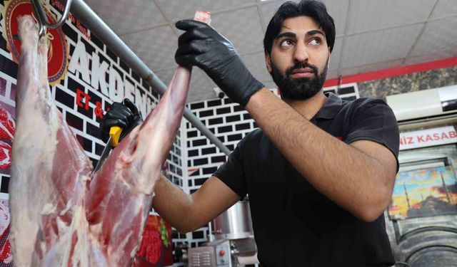 KASAP ÖNLÜĞÜNDEN ŞAMPİYONLUK KÜRSÜSÜNE