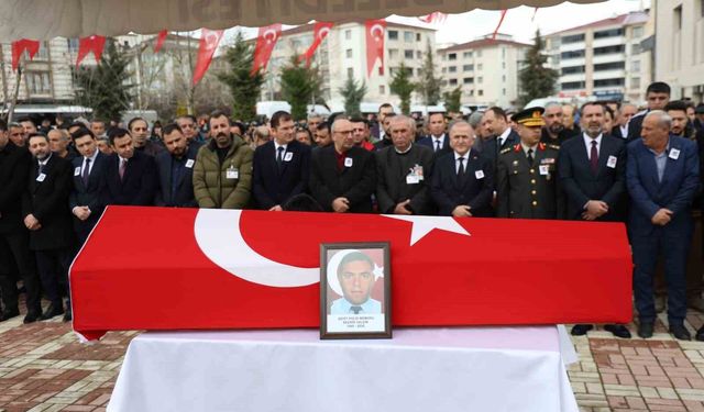 ŞEHİDİMİZ SON YOLCULUĞUNA UĞURLANDI