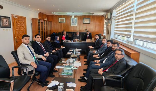 İLÇE MÜFTÜLERİ BİR ARAYA GELDİ