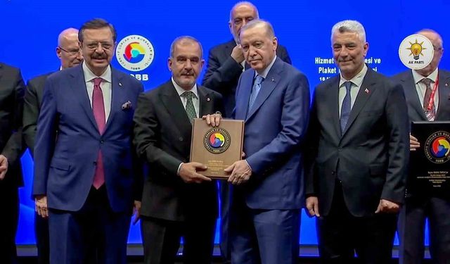 BAŞKAN ALAN HİZMET ŞEREF BELGESİ ALDI