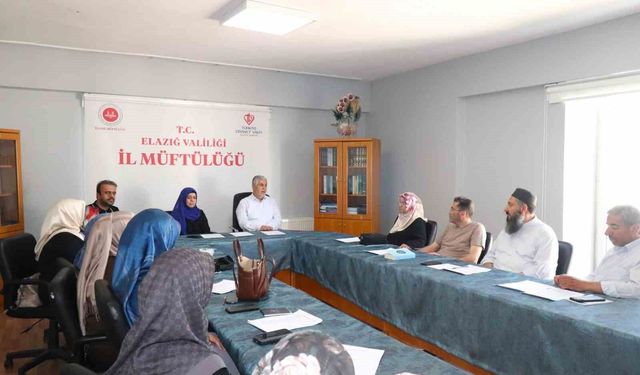 MANEVİ REHBERLİK ALANLARINDA YÜRÜTÜLEN FAALİYETLER DEĞERLENDİRİLDİ