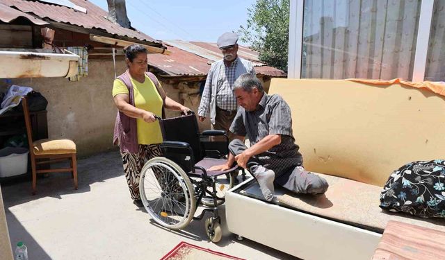 MERHAMET SEN NE GÜZELSİN