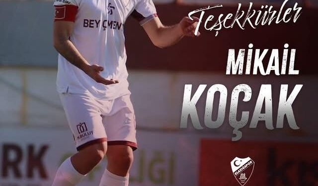 12 FUTBOLCU İLE YOLLAR AYRILDI