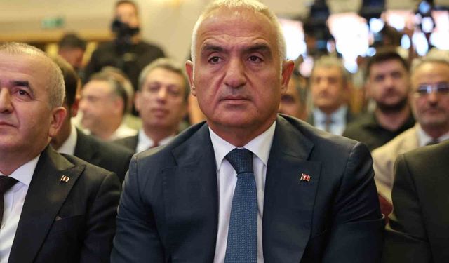 BAKAN ERSOY: “TURİZM GELİRİ 25,7 MİLYAR DOLARA ULAŞTI”