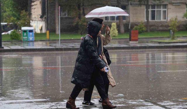 SAĞANAK ETKİLİ OLDU