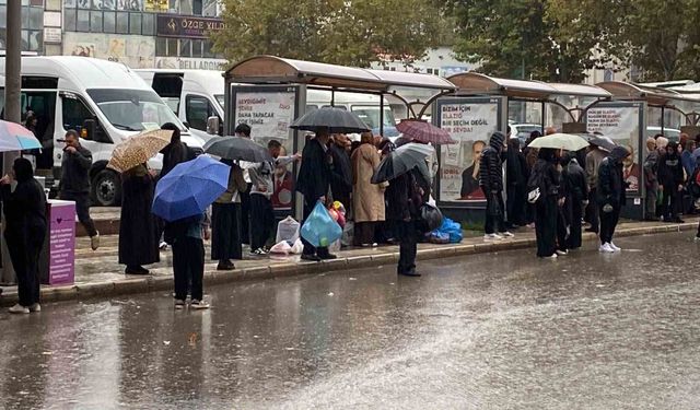 SAĞANAK YAĞIŞ ETKİLİ OLDU