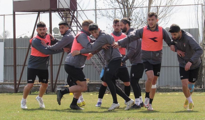 ES ELAZIĞSPOR MERSİN YOLCUSU!