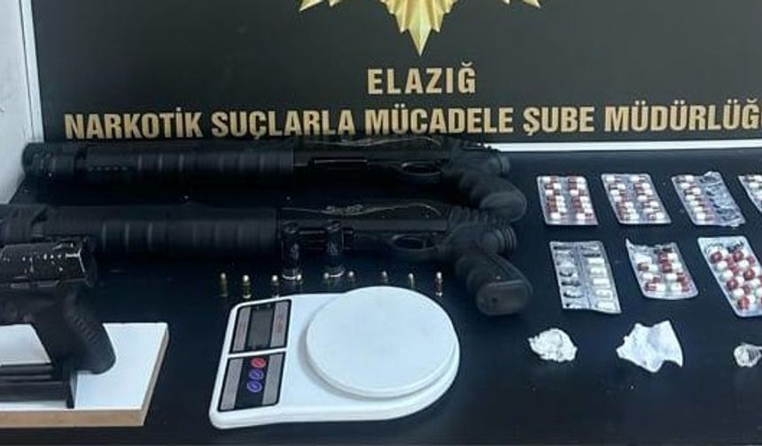 ELAZIĞ POLİSİ 'UYUŞTURUCU TACİRLERİNİN' İFLAHINI KESİYOR!