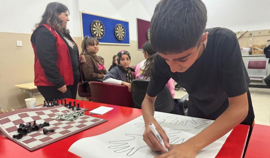 ELAZIĞ’DA 'ARKADAŞIMDAN ÖĞRENİYORUM' İLK YARDIM EĞİTİMİ