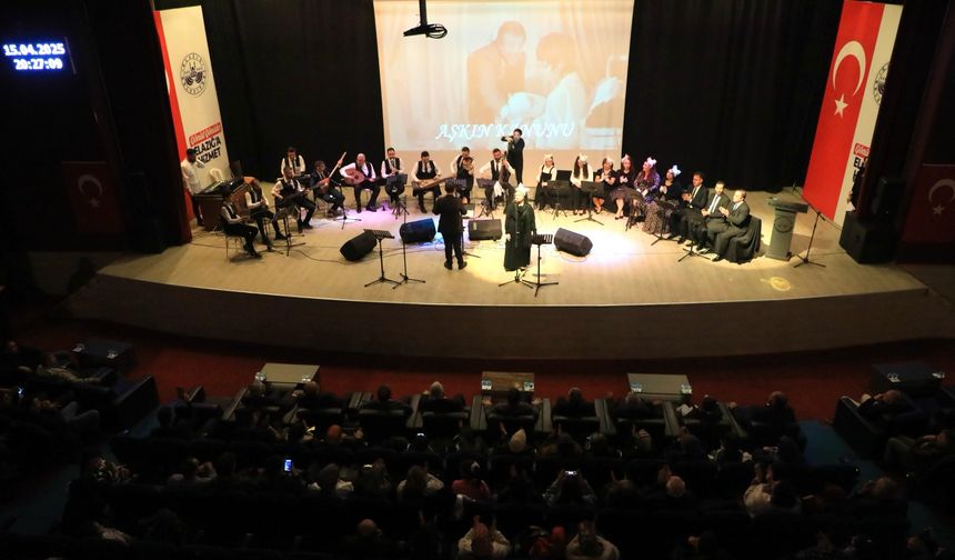 YEŞİLÇAM FİLM MÜZİKLERİ KONSERİ DÜZENLENDİ