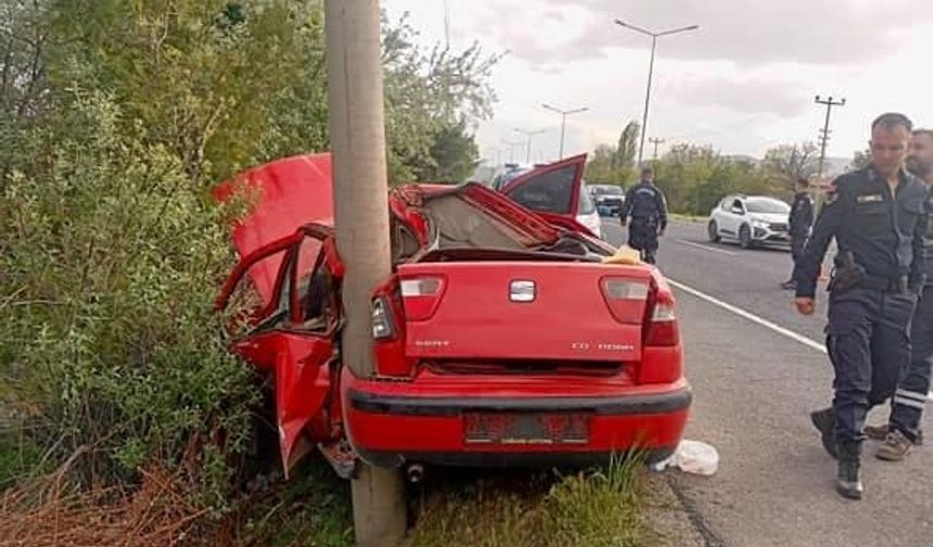 TRAFİK KAZASI: 2 YARALI