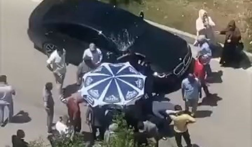 MERHAMET BAŞKA BİR ŞEY...