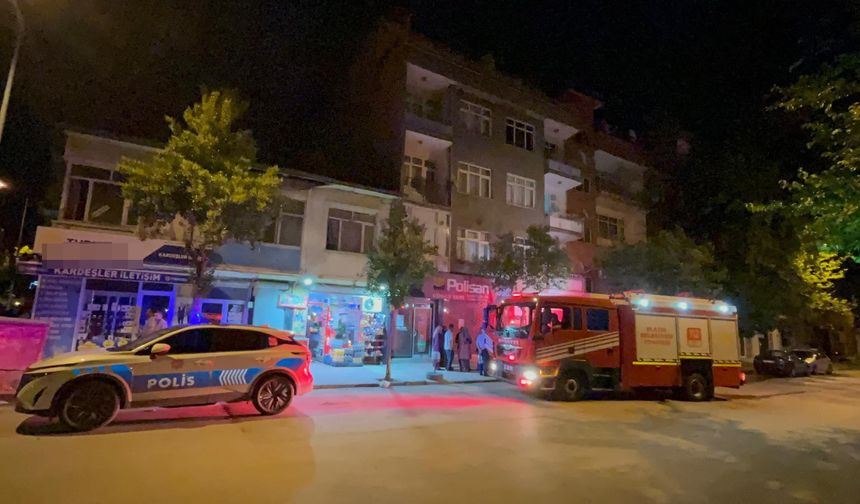 YANGIN... DUMANDAN 2 KİŞİ ETKİLENDİ...