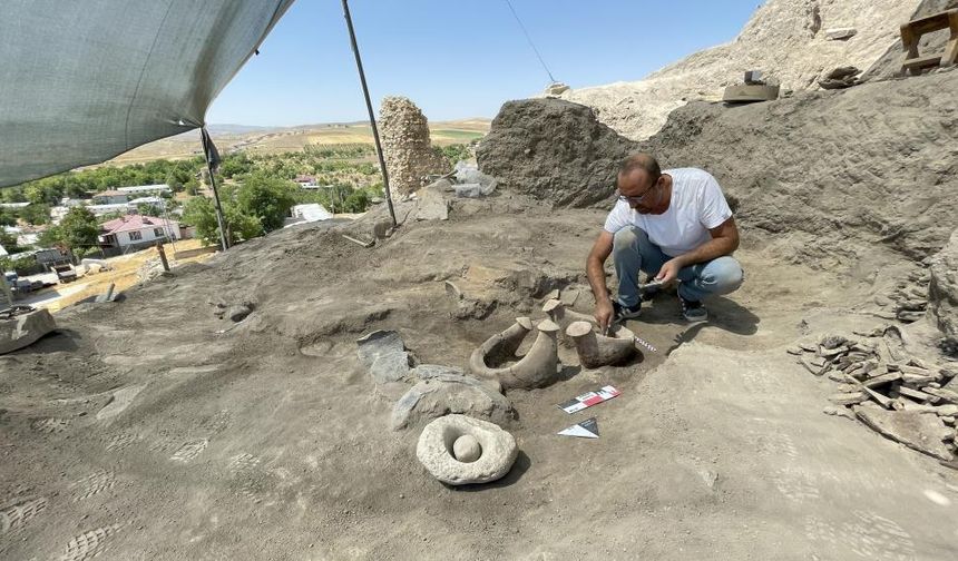 51 YIL SONRA İLK HÖYÜK KAZISI