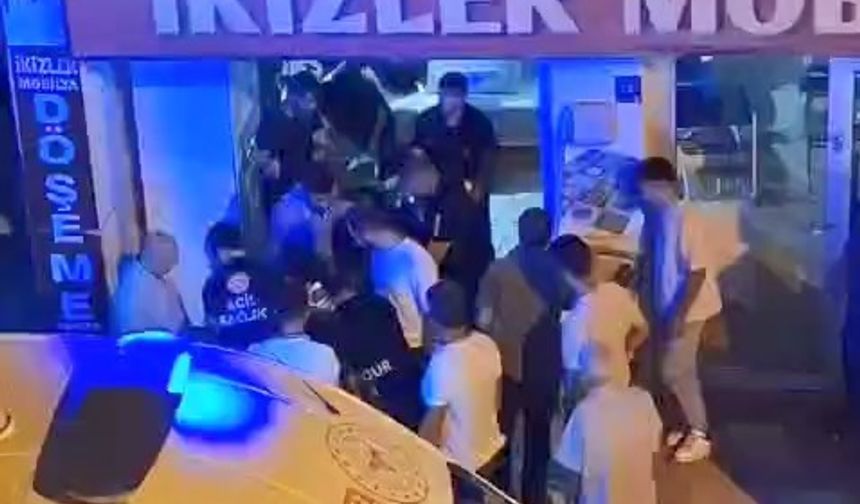 MOTOSİKLET MAĞAZAYA GİRDİ