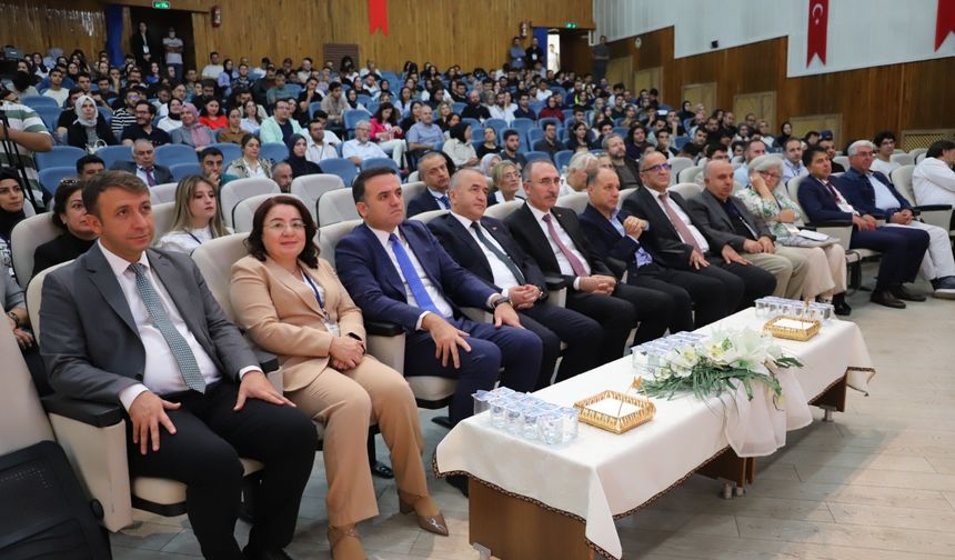 FÜ'DE KONFERANS