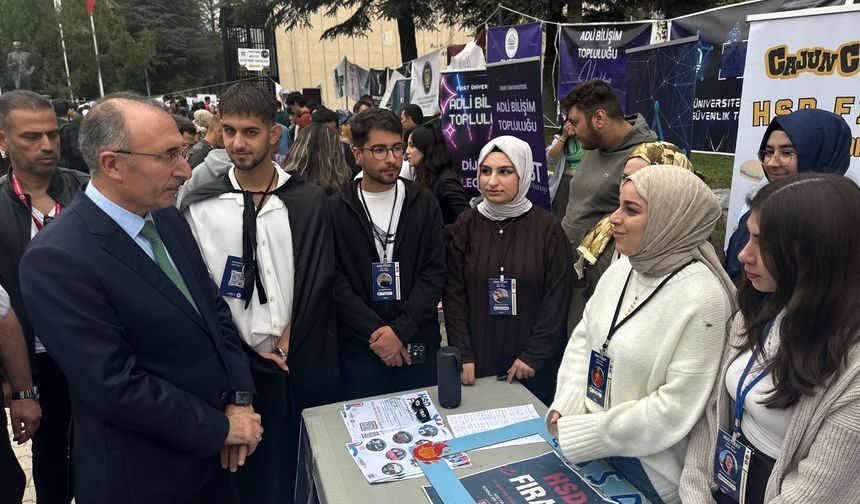 FIRAT ÜNİVERSİTESİNDE ÖĞRENCİ TOPLULUKLARI ÖĞRENCİLERE TANITILDI