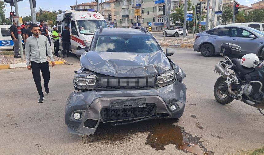 TRAFİK KAZASI: 5 YARALI