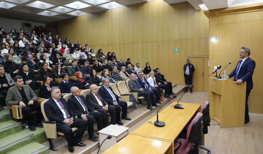 FIRAT ÜNİVERSİTESİNDE KONFERANS