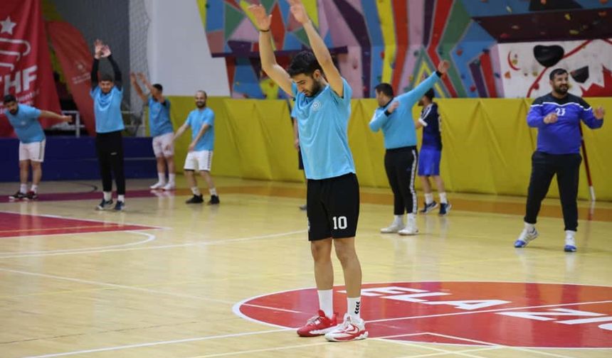 ELAZIĞ HENTBOLU TÜRKİYE GÜNDEMİNDE