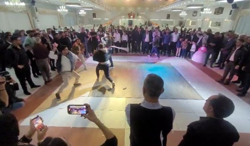 OYUN OLDUĞUNU ANLAYINCA RAHAT BİR NEFES ALDILAR