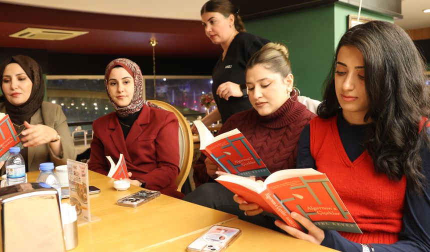 ELAZIĞLI KADINLARDAN, ALTIN YERİNE KİTAP GÜNÜ