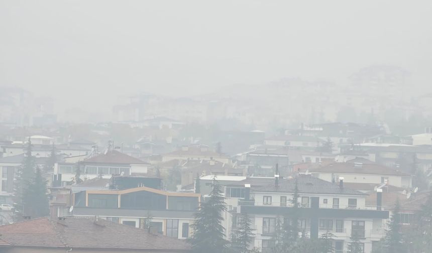 YÜKSEK KESİMLERDE SİS ETKİLİ OLDU