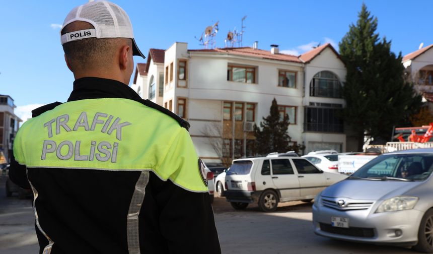 TRAFİK DENETİMLERİ DEVAM EDİYOR