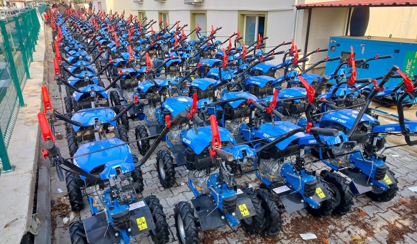 KEBAN'DA ÇİFTÇİLERE MAKİNE DAĞITILDI