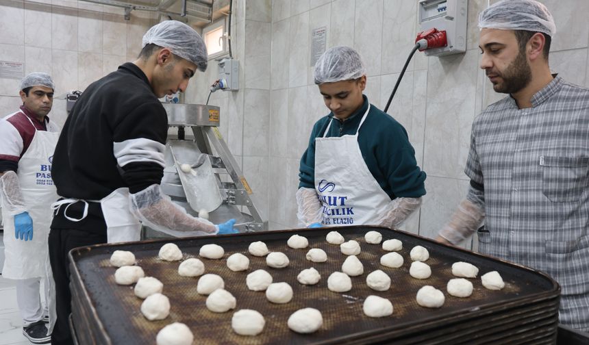 FABRİKA GİBİ LİSE