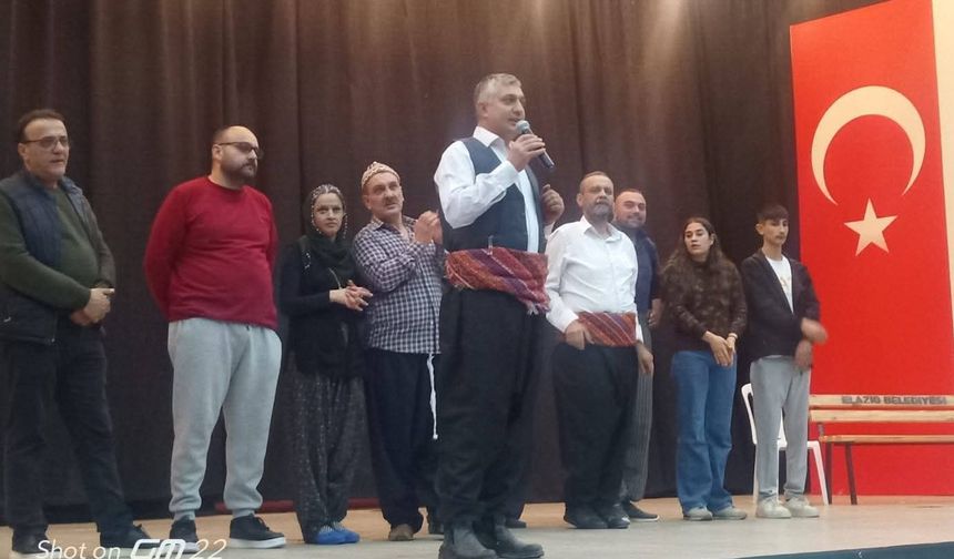 PERDE "HORATA" İLE AÇILIYOR