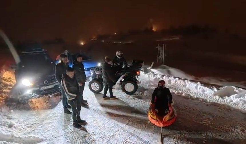 ŞİŞME BOTU KIZAK YAPTILAR