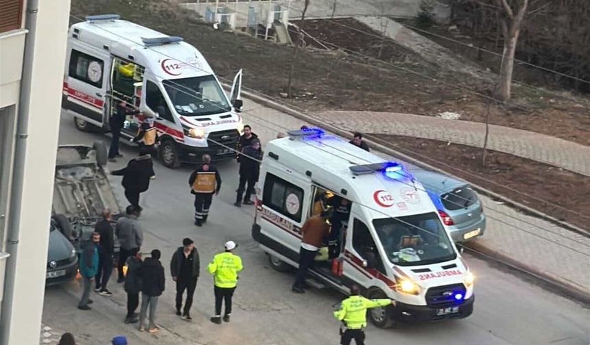 TRAFİK KAZASI: 2 YARALI